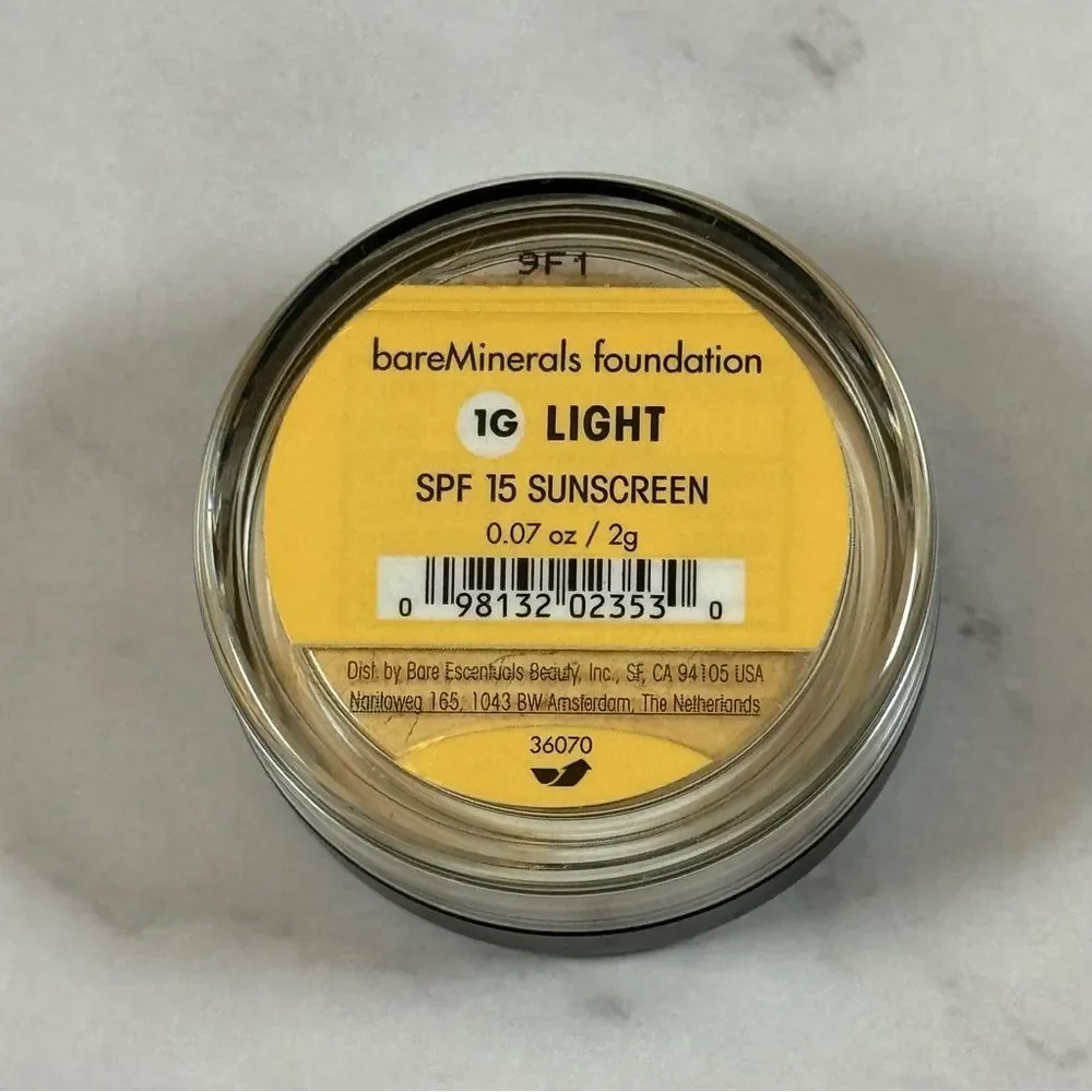 BareMinerals i.d. Loose Powder Foundation in Shade 1G Light